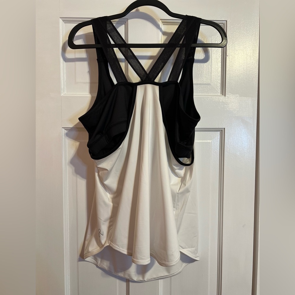 #77 BODY BY SIMPLY NOELLE WHITE PERFORMANCE TANK XXL NWT - Picture 4 of 8